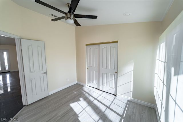 906 Sitting Bull Drive, Henderson, NV 89014