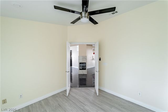 906 Sitting Bull Drive, Henderson, NV 89014