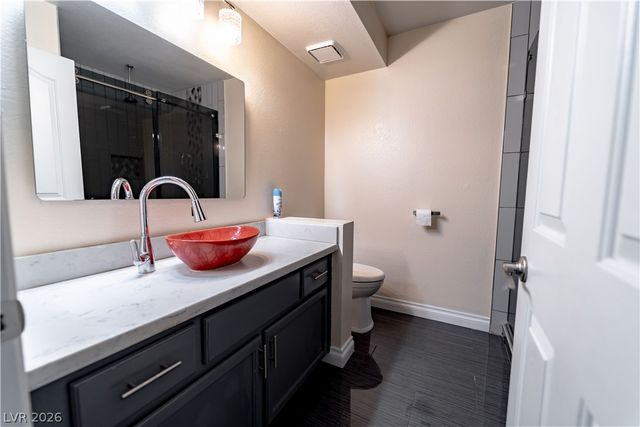 906 Sitting Bull Drive, Henderson, NV 89014