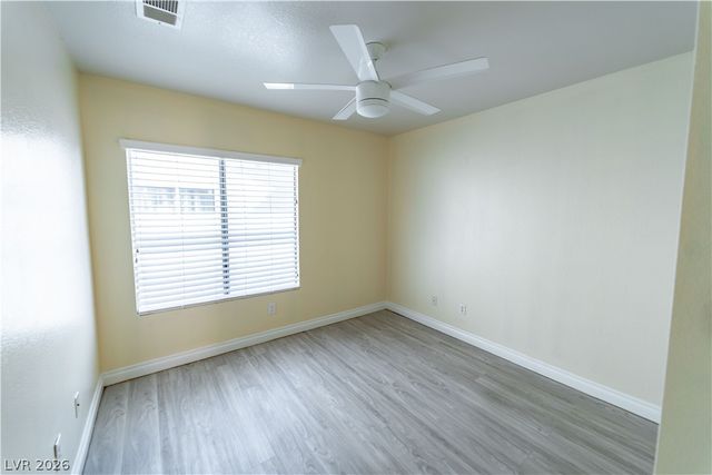 906 Sitting Bull Drive, Henderson, NV 89014