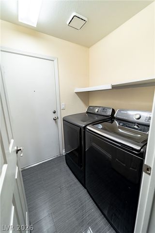 906 Sitting Bull Drive, Henderson, NV 89014