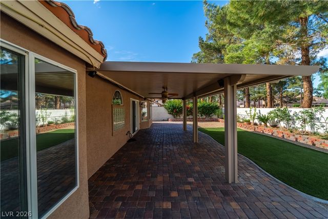 906 Sitting Bull Drive, Henderson, NV 89014