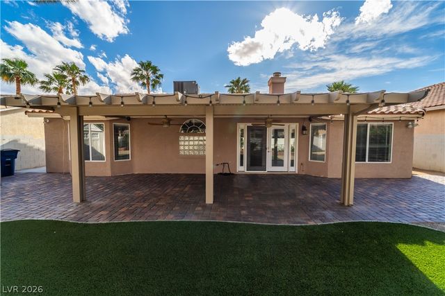 906 Sitting Bull Drive, Henderson, NV 89014