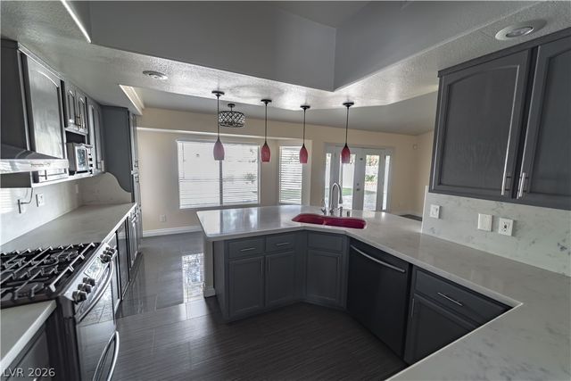 906 Sitting Bull Drive, Henderson, NV 89014