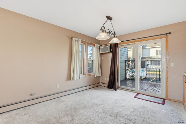 325 S CANYON RD, Rapid City, SD 57702