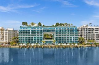 9201 E Bay Harbor Dr 309, Bay Harbor Islands, FL 33154