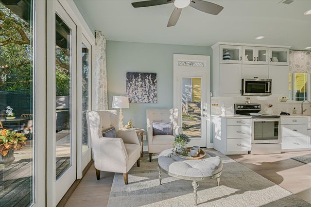 335 Deer Creek DR, San Marcos, TX 78666