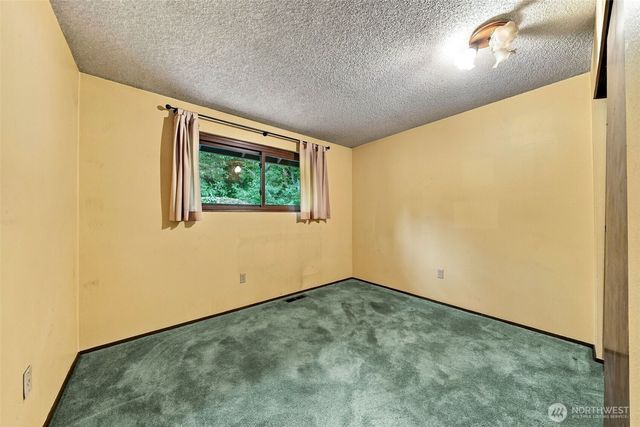 28327 183rd Avenue SE, Kent, WA 98042