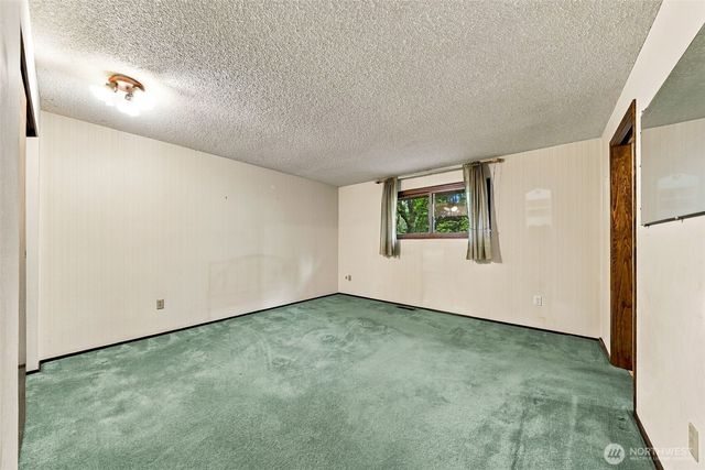 28327 183rd Avenue SE, Kent, WA 98042
