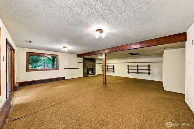 28327 183rd Avenue SE, Kent, WA 98042