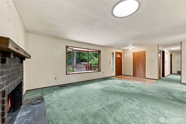 28327 183rd Avenue SE, Kent, WA 98042