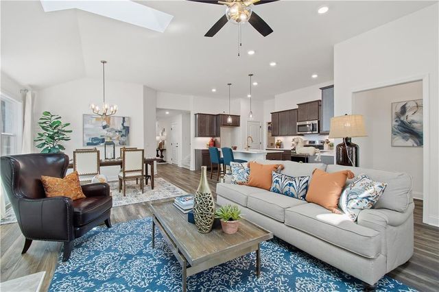 1307 Cedarcrest Boulevard, Acworth, GA 30101