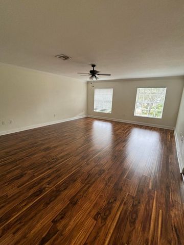 12577 Westhampton Circle, Wellington, FL 33414