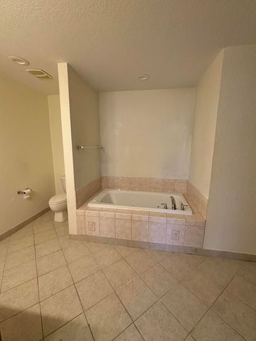 12577 Westhampton Circle, Wellington, FL 33414