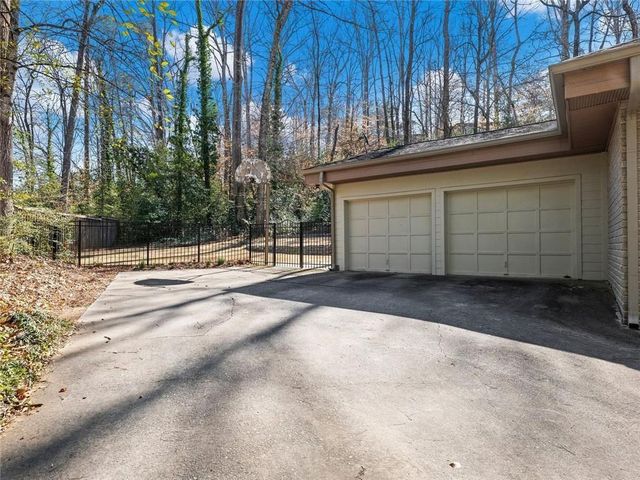 2153 Starfire NE Drive, Atlanta, GA 30345