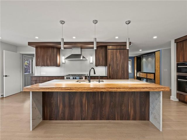 2153 Starfire NE Drive, Atlanta, GA 30345