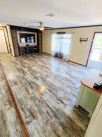 4193 Broken Bow, Lone Oak, TX 75453