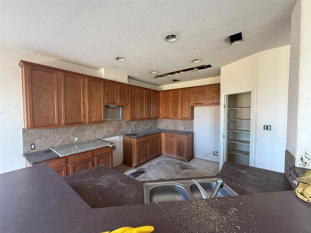 5210 Benton Drive, Pasadena, TX 77504