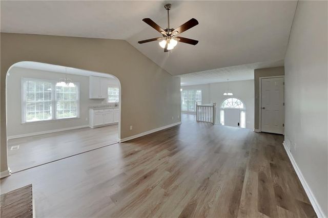 170 Sterling Drive, Powder Springs, GA 30127