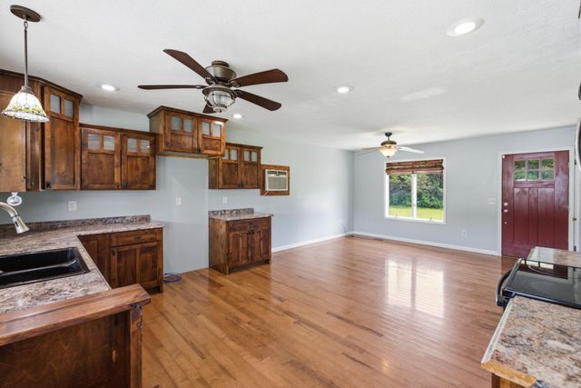 12218 SW 130th St, Augusta, KS 67010