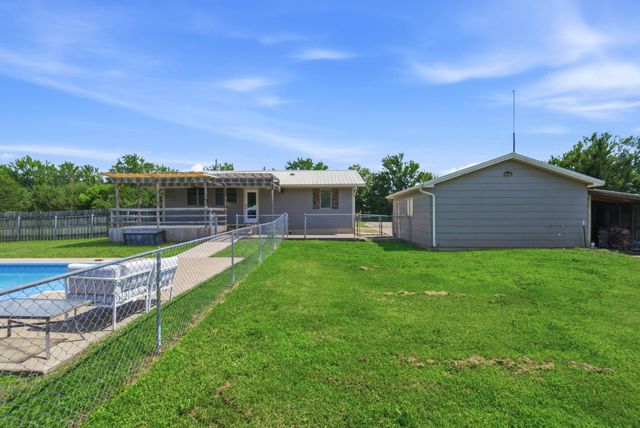 12218 SW 130th St, Augusta, KS 67010