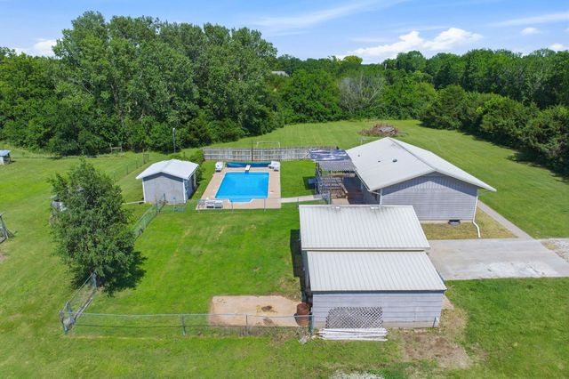 12218 SW 130th St, Augusta, KS 67010