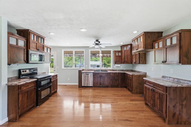 12218 SW 130th St, Augusta, KS 67010