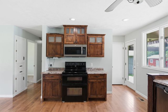 12218 SW 130th St, Augusta, KS 67010