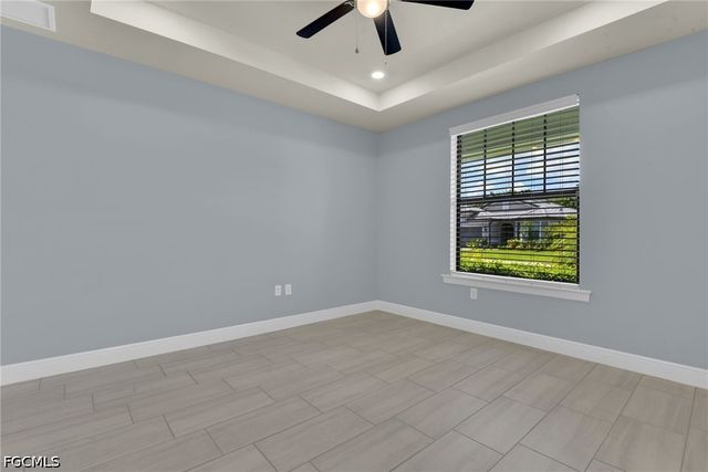 3943 Black Eagle LN, Fort Myers, FL 33966
