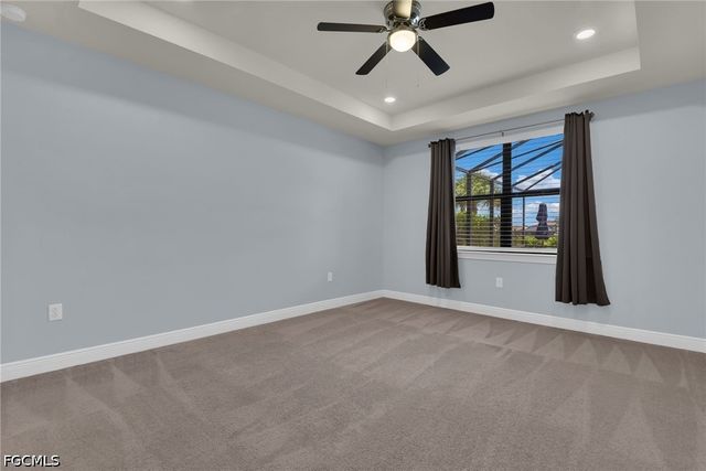 3943 Black Eagle LN, Fort Myers, FL 33966
