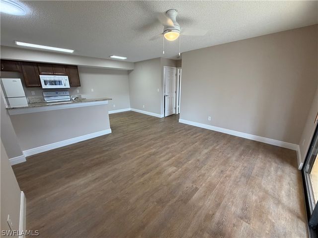 2226 Arbour Walk CIR 1913, Naples, FL 34109