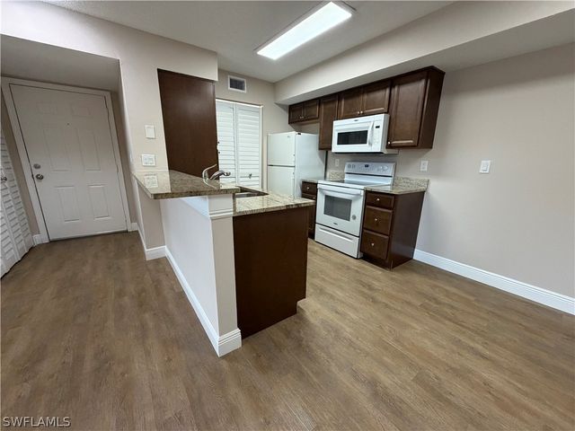 2226 Arbour Walk CIR 1913, Naples, FL 34109