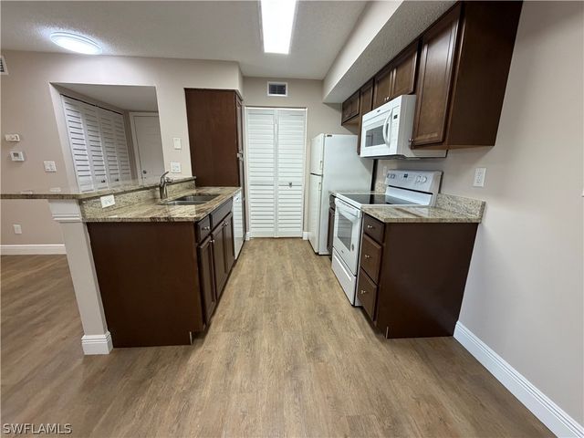 2226 Arbour Walk CIR 1913, Naples, FL 34109