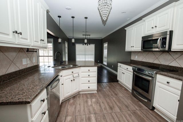1328 Turtle cove, White Hall, AR 71602