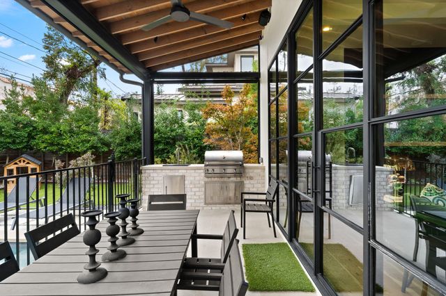 2203 Greenlee DR, Austin, TX 78703