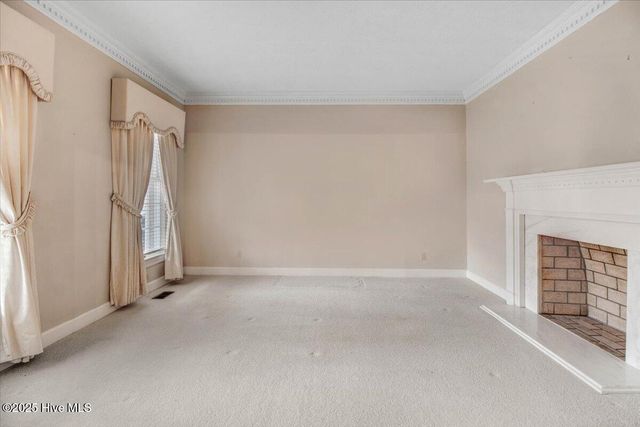 702 Hillcrest Drive, Mount Olive, NC 28365