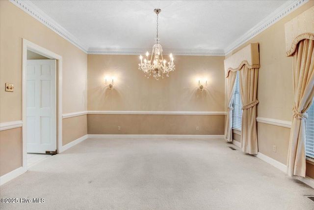 702 Hillcrest Drive, Mount Olive, NC 28365