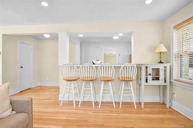 6 Shadow Lane, Larchmont, NY 10538