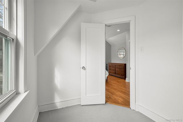 6 Shadow Lane, Larchmont, NY 10538