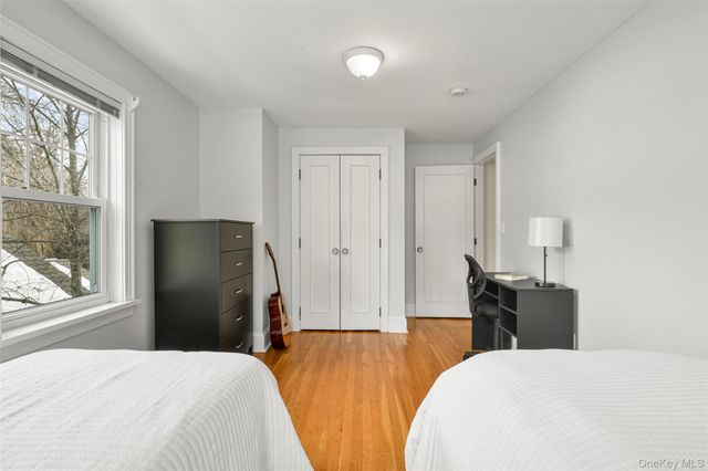 6 Shadow Lane, Larchmont, NY 10538