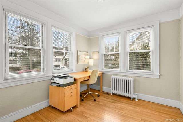 6 Shadow Lane, Larchmont, NY 10538