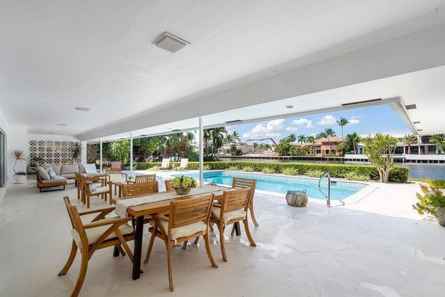 2767 Spanish River Road, Boca Raton, FL 33432