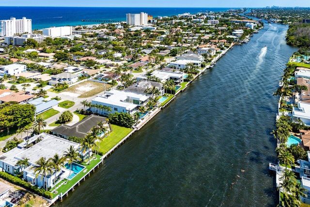 2767 Spanish River Road, Boca Raton, FL 33432