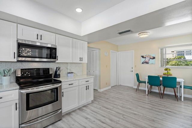 2767 Spanish River Road, Boca Raton, FL 33432