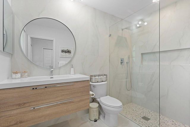 2767 Spanish River Road, Boca Raton, FL 33432