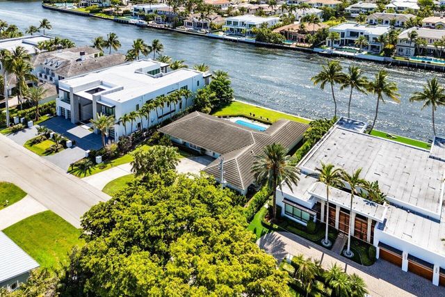 2767 Spanish River Road, Boca Raton, FL 33432
