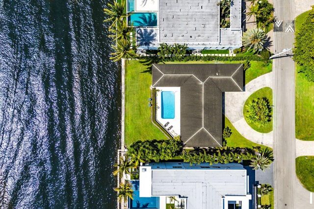 2767 Spanish River Road, Boca Raton, FL 33432