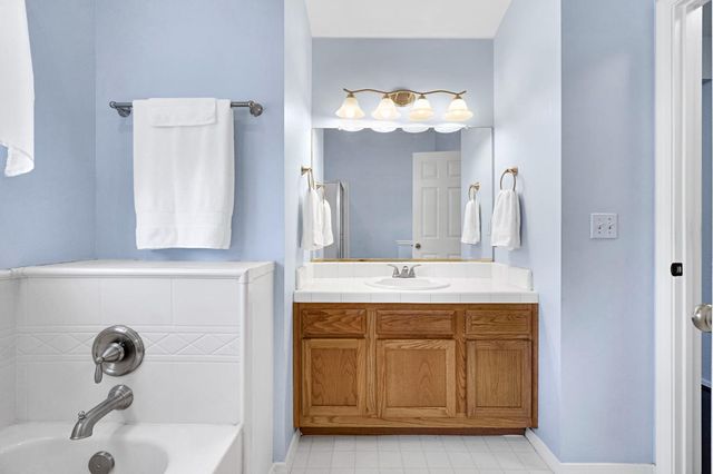 1742 Cromwell Avenue, Clovis, CA 93611