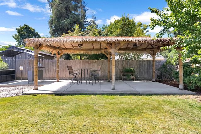 1742 Cromwell Avenue, Clovis, CA 93611