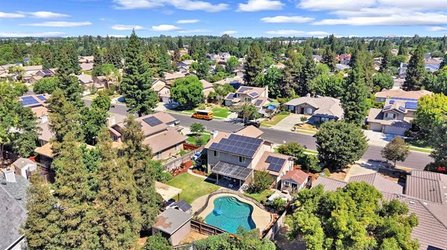 1742 Cromwell Avenue, Clovis, CA 93611